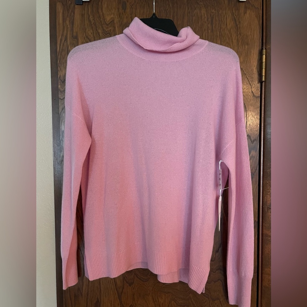 Nordstrom 100% cashmere sweater